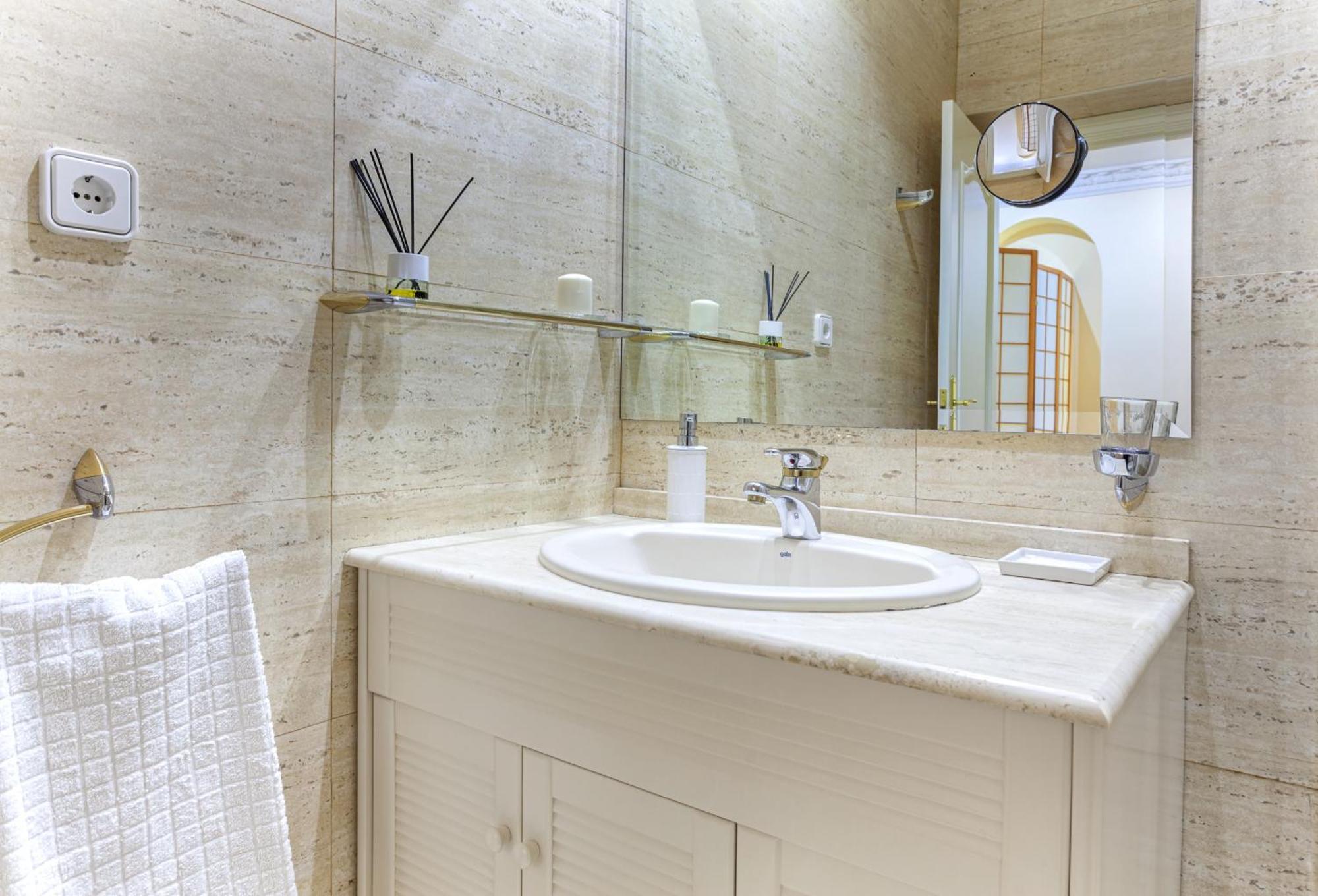 Apartamento Prado En Madrid Ngoại thất bức ảnh